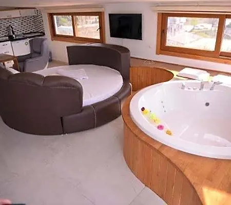 George's Boutique Aparthotel