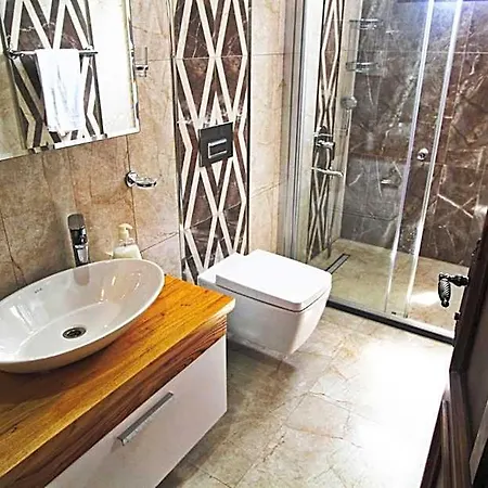 Aparthotel George's Boutique *