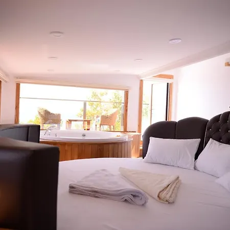 George's Boutique Fethiye