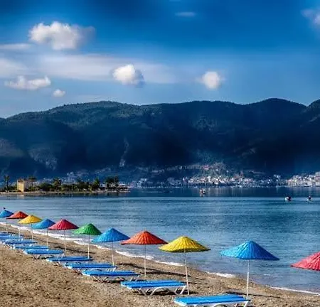 アパートホテル George's Boutique フェティエ