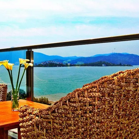 George's Boutique アパートホテル